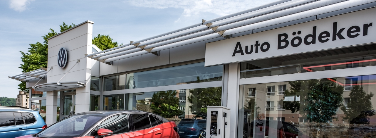 Eingangsbereich vom Autohaus Auto Bödeker